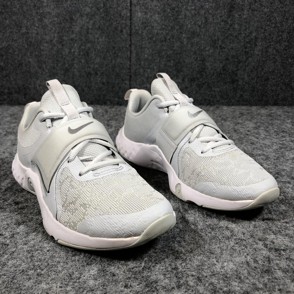 Nike Renew In-Season TR 12 Womens‎ 8.5 Gray DD9301-002